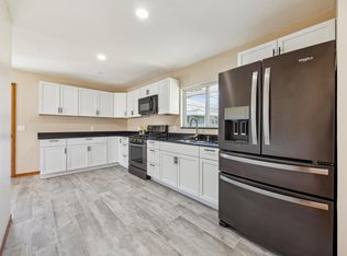 1378 Skywood Ln NE, Fridley, MN 55421