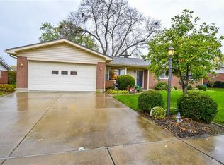 1012 Sharewood Ct, Kettering, OH 45429