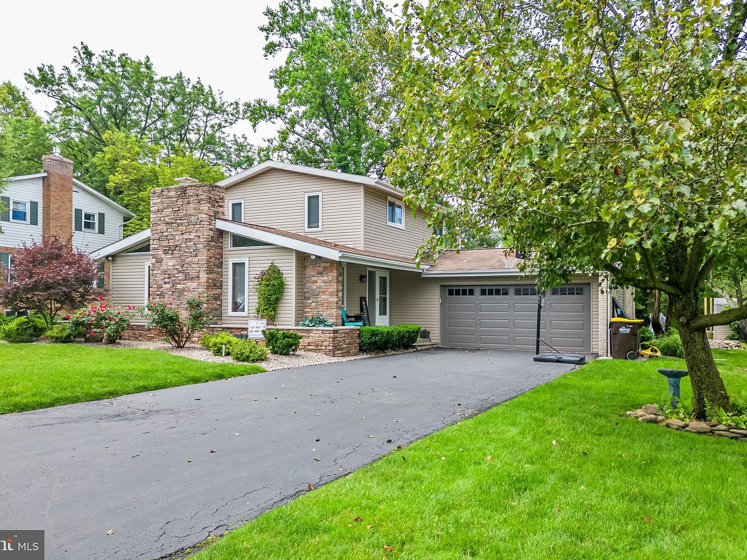 5098 Hampshire Rd, Center Valley, PA 18034 Zillow