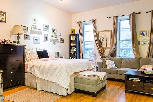 Rented by Smart City Real Estate LLC | media 8