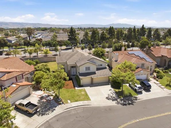 31306 Mackinaw St, Union City, CA 94587