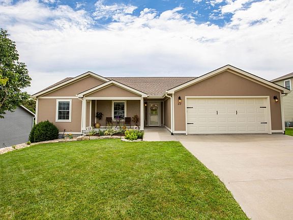 2nd image of 217 Highland Pointe Dr