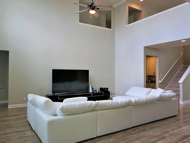 4207 Oak Lodge Way — Photo 14
