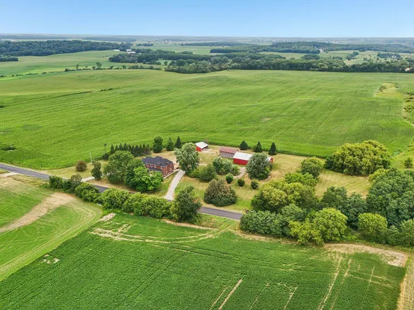 W12242 Clarkson Rd, Waterloo, WI 53594