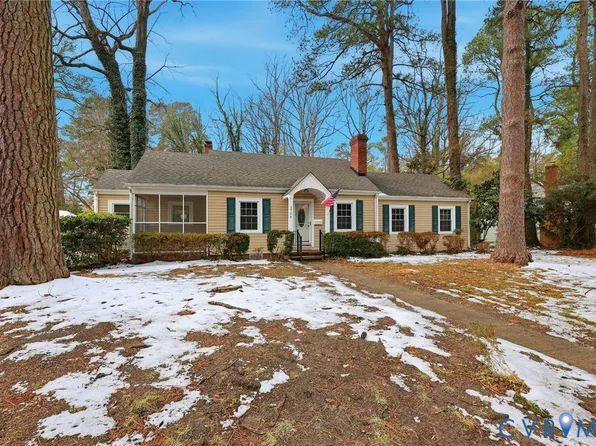 1756 Arch St, Petersburg, VA 23805