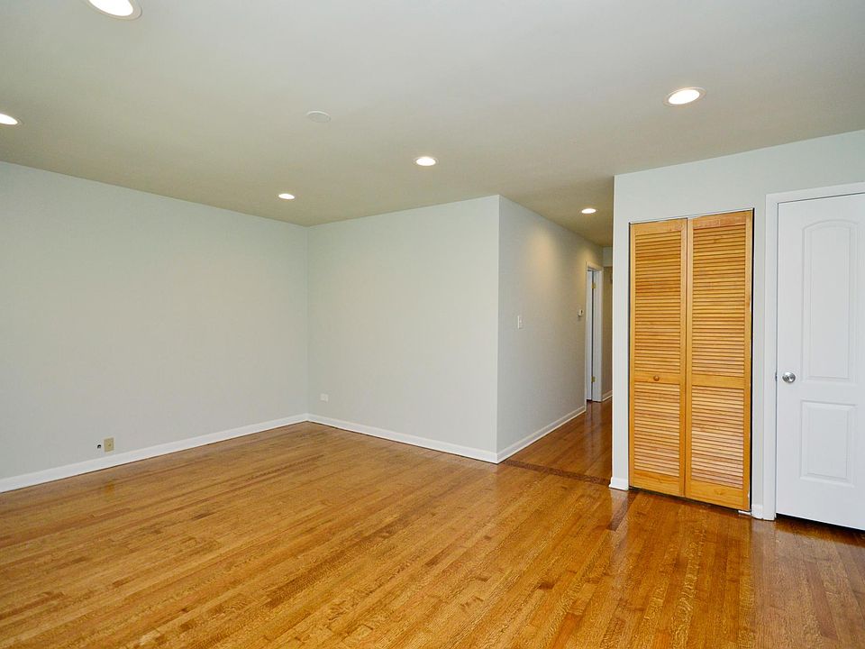 1st image of 6459 N Wayne Ave #2
