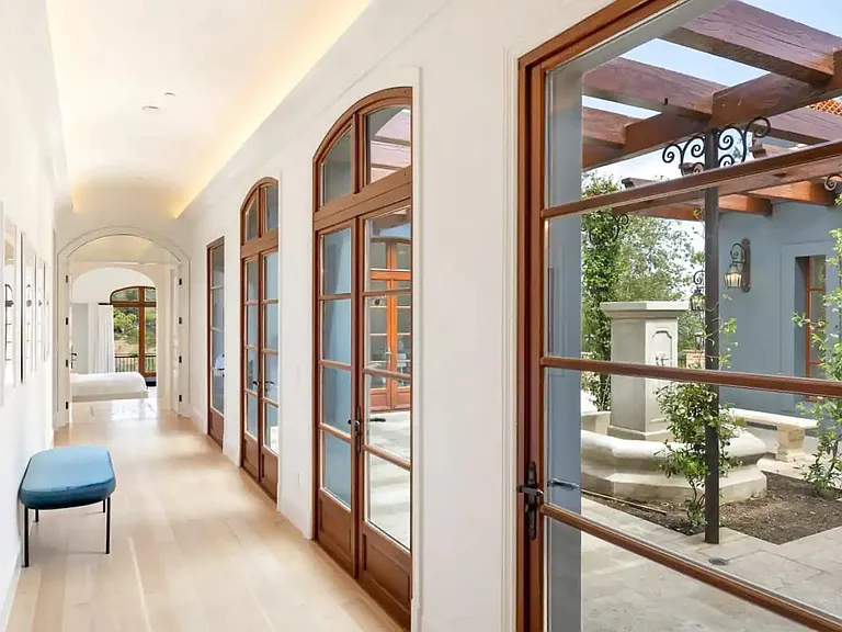 Tall ceilings and bright hallways