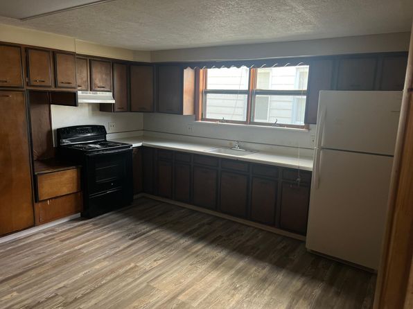 (undisclosed Address)