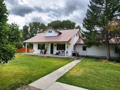 1800 Blacktail Rd, Dillon, MT, 59725