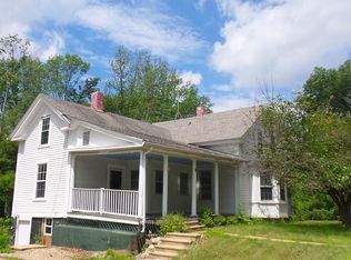 15 S Maple St, Brookfield, MA 01506