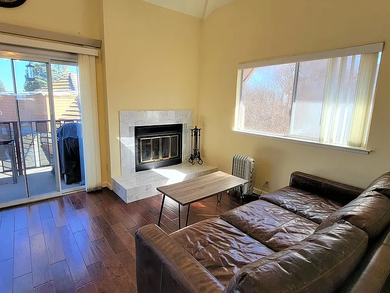 4149 El Camino Way #F — Photo 19