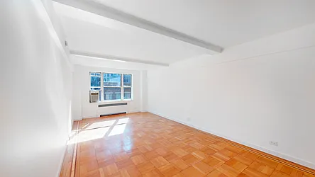 Rented by R New York