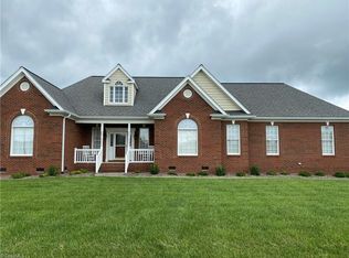 200 Rainy Day Dr, Winston Salem, NC 27107