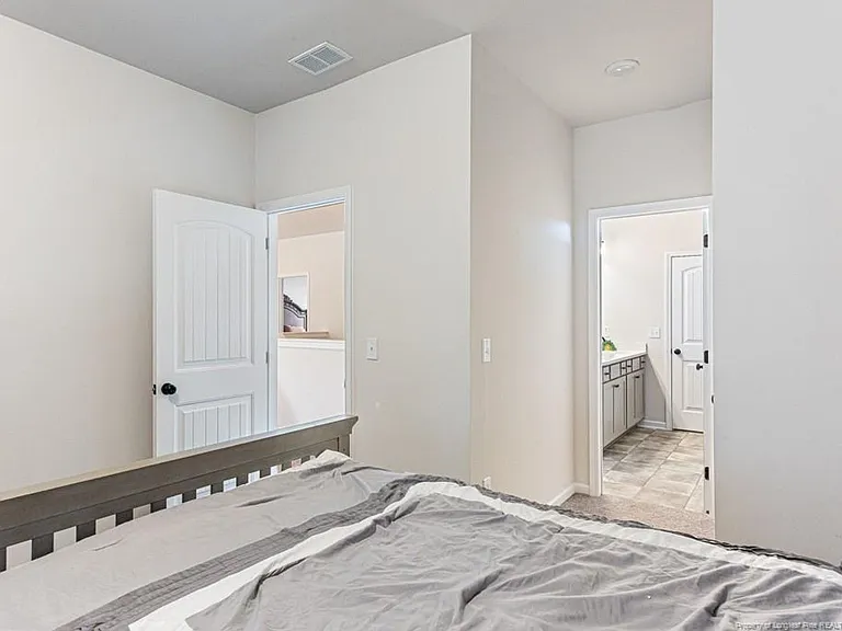 1622 Old Barn Rd — Photo 25