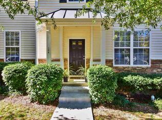 124 Summit Oaks Ln, Holly Springs, NC 27540