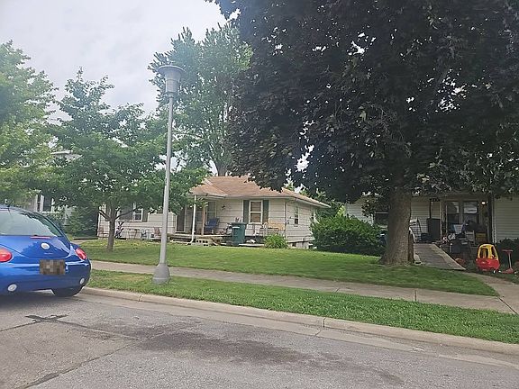 2nd image of 219 NW 6th St