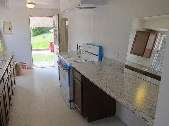 NEW KITCHEN