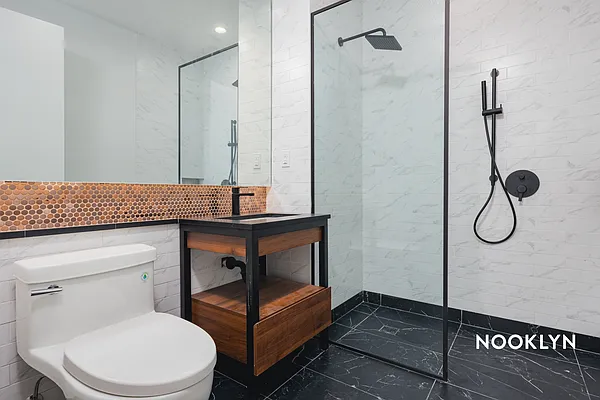 Rented by Nooklyn NYC LLC | media 52