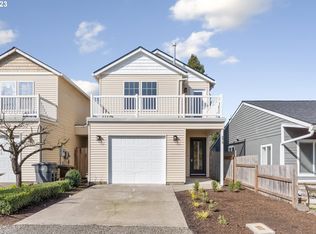 373 NW Ebberts Ave, Hillsboro, OR