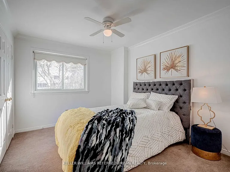 135 Jennifer Cres — Photo 21