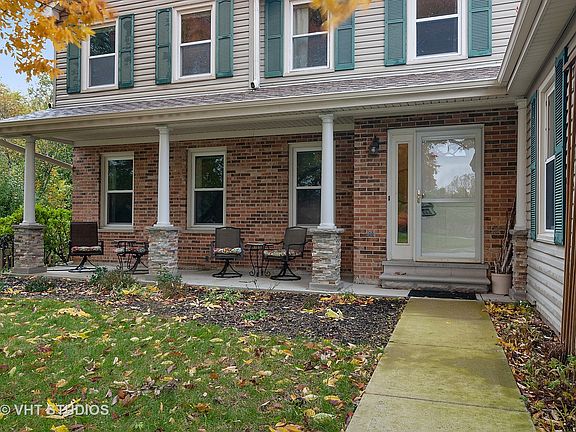 2nd image of 2400 Lakeside Dr