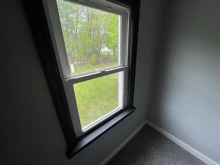 S Henrietta Ave — Photo 18