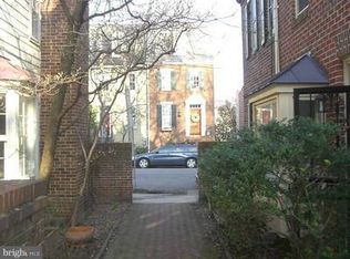 213 S Fayette St, Alexandria, VA 22314