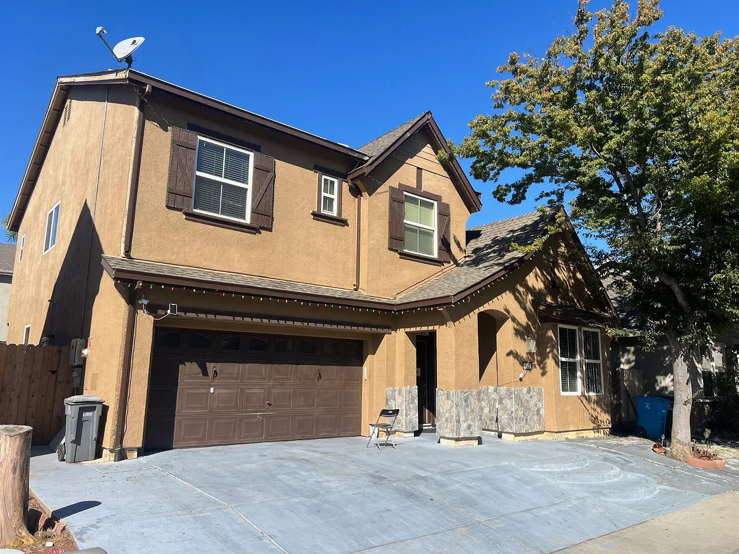 152 College Hill Way photo 1