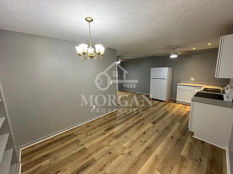510 Locust St #R — Photo 3