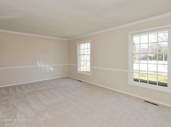 2nd image of 1123 Sussex Ln