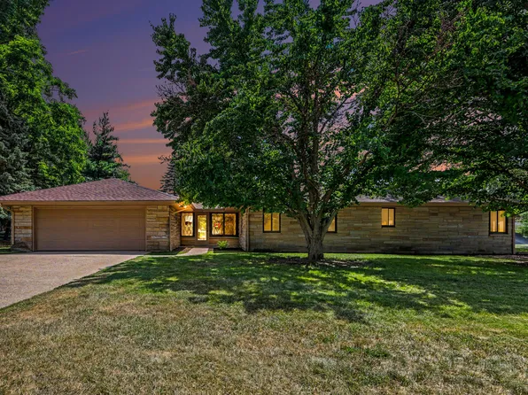 3160 Baker Park Dr SE, Grand Rapids, MI 49508