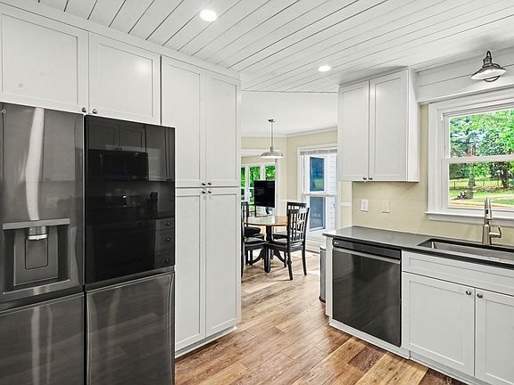 2nd image of 5250 Rustic Way