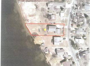3559 Causeway Dr NE, Lowell, MI 49331