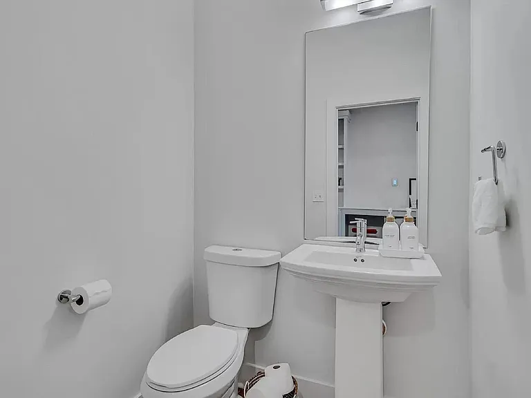 603 Snyder Ave — Photo 22