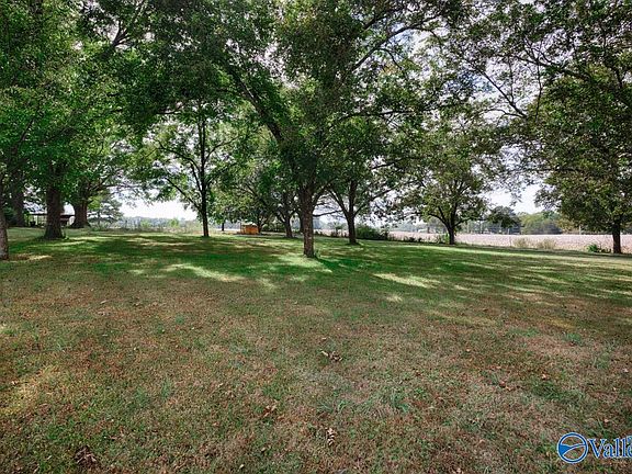 2nd image of 142 County Lake Rd