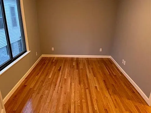 90 Fernwood Ave #2 — Photo 6