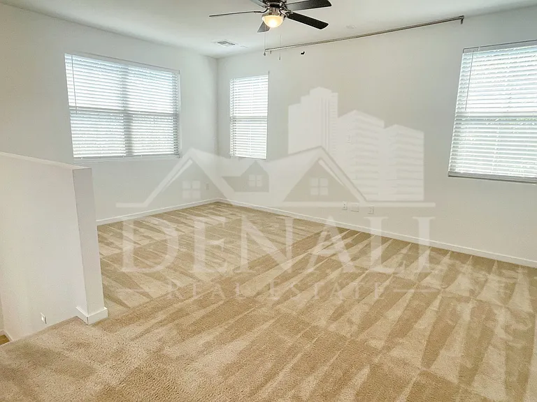 1365 W Bluejay Dr — Photo 12