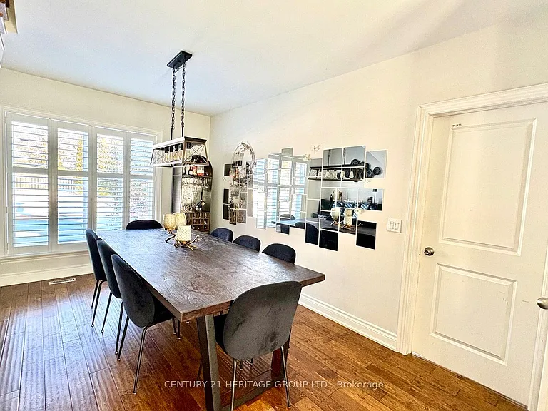 22 Cedar Cres #MAIN — Photo 14