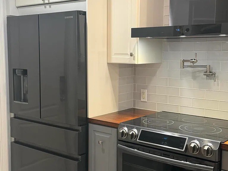 262 Iris Dr — Photo 5