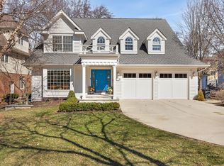 148 Jane Ct, Clarendon Hills, IL