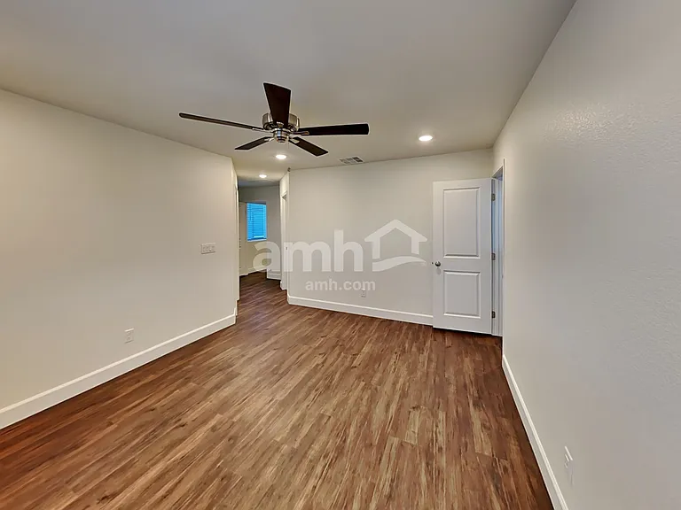 575 Lotus Land Ave — Photo 10