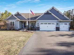 1418 Avonlea Ln, Fall Creek, WI 54742