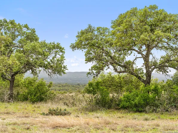 2077 Summit Ridge Trail LOT 35, Johnson City, TX 78606