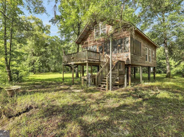 8902 Old River Rd S, Brooklet, GA 30415