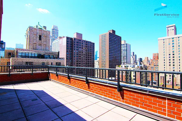 Rented by FirstService Realty (legacy) | media 3