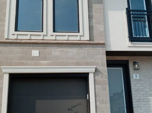 1870 Aldersbrook Gate #5, London, ON N6G 3M4