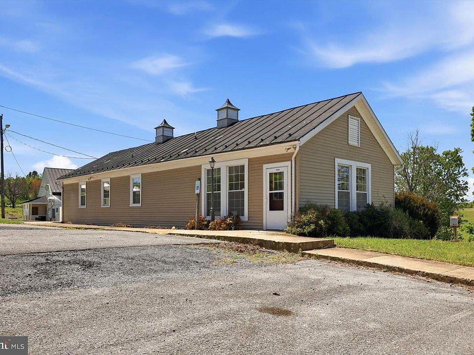 1st image of 38 Cherry Grove Rd