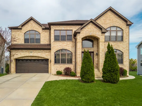 5180 Shotkoski Dr, Hoffman Estates, IL 60192