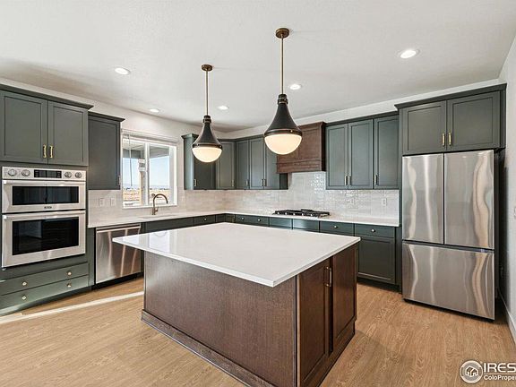 3rd image of 782 Canoe Birch Dr