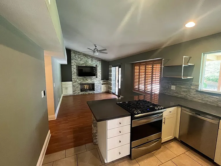 7997 Flametree Ct — Photo 10